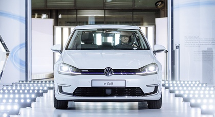 «Стеклянная мануфактура» Volkswagen возобновит производство автомобилей