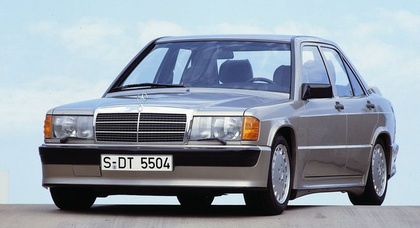 190-му Mercedes-Benz — 30 лет