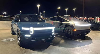 Tesla Cybertruck spotted next to Rivian R1T showing the real life size difference