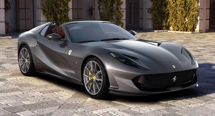 Ferrari показала открытую версию 812 Superfast 