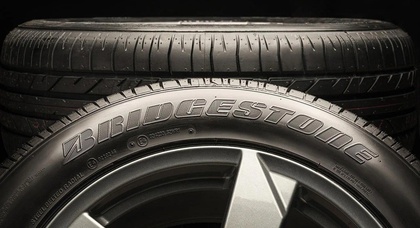 Bridgestone develops tire using 75% recycled and renewable materials including recycled bottles, recycled steel and natural rubber