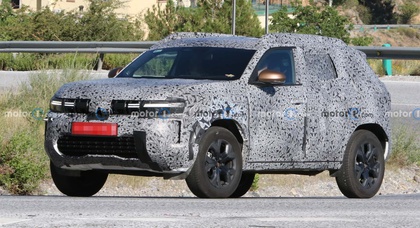 The new generation of Dacia Duster has been spotted with less camouflage