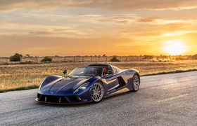 Hennessey introduced the fastest and most powerful roadster in the world - Venom F5 Roadster