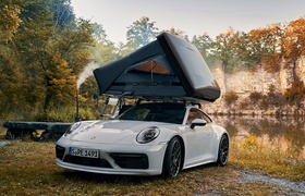 Porsche €4,980 Dachzelt: Camping trifft auf Fahrspaß