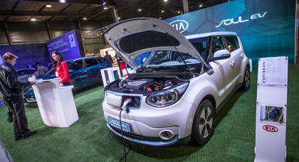 «Фалькон-Авто» продемонстрировал «зеленые» автомобили Kia на выставке Plug-In Ukraine