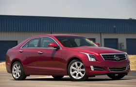 Автомобилем года в США стал седан Cadillac