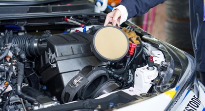 Toyota a trouvé le moyen de purifier l'air du dioxyde de carbone émis par les voitures à moteur à combustion interne
