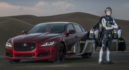 Jaguar XJR против "реактивного человека"