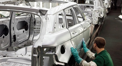 Jaguar Land Rover перезапускает заводы в Европе 