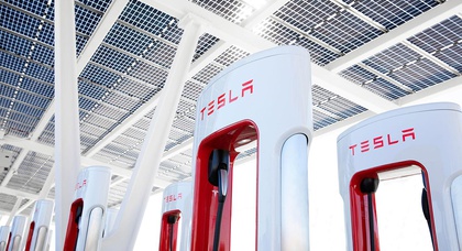 GM electric vehicles to use Tesla charging connectors and Supercharger network