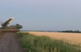 Украинский ЗРК «Бук» поразил вражескую воздушную цель (видео)