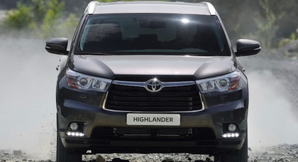 Toyota везёт в Украину новый Highlander (18 фото)