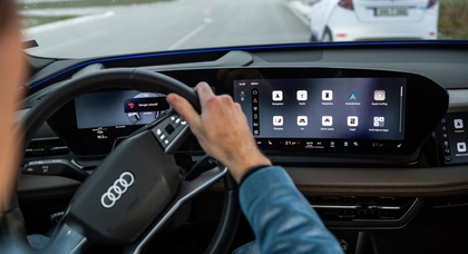 Audi ersetzte die Sensortasten am Lenkrad durch Drehräder