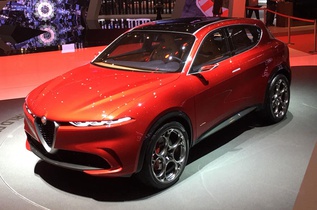 Alfa Romeo представила новый кроссовер Tonale PHEV