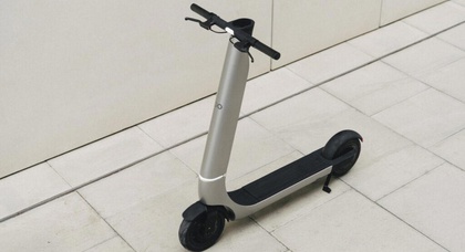 Former Williams F1 engineers create this electric scooter