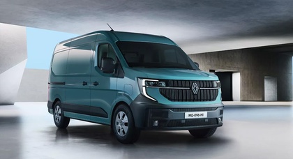 New Renault Master wins the title of Van of the Year 2025