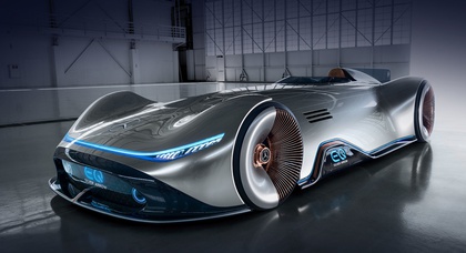 Электрический концепт Mercedes-Benz Vision EQ Silver Arrow дебютировал в Пеббл-Бич