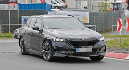 2024 BMW i5 Touring: An electric wagon spotted near the Nürburgring