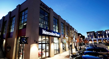 Mercedes' Redesigned Store in Atlanta Only had Two Cars On Display, Making it Easier for Customers to Choose