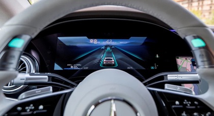 Mercedes-Benz Takes the Lead as First Automaker to Receive Level 3 ADAS Approval for California, Allowing Hands-Off Driving on Select Models
