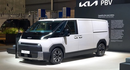 До 460 км на одній зарядці: Kia показала серійний фургон PV7
