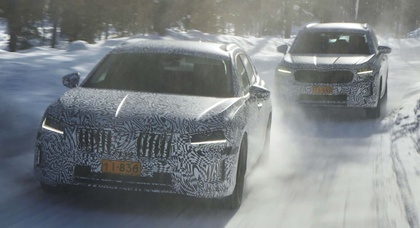 New Skoda Superb and Kodiaq teased after completing rigorous temperature tests