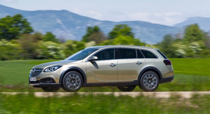 Opel представил внедорожную Insignia