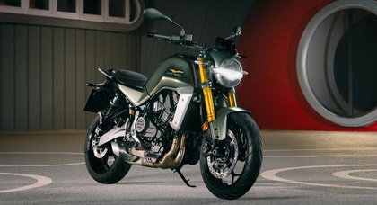 Без кардана та V-подібного двоциліндрового двигуна: Moto Guzzi готує нейкед із двигуном Aprilia