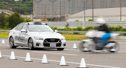 Nissan erweitert seine in der Entwicklung befindliche LIDAR-basierte Fahrerassistenz-Technologie um eine Kollisionsvermeidung im Kreuzungsbereich