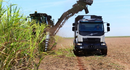 Volvo создала грузовик с автопилотом для работ на тростниковых плантациях
