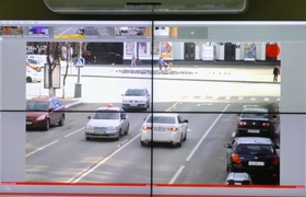 Новая система видеонаблюдения в Мариуполе сможет распознать марку и модель автомобиля