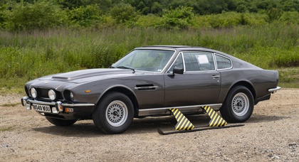 La rare Aston Martin V8 du film James Bond de 1987 est mise aux enchères et devrait rapporter 1,8 million de dollars !