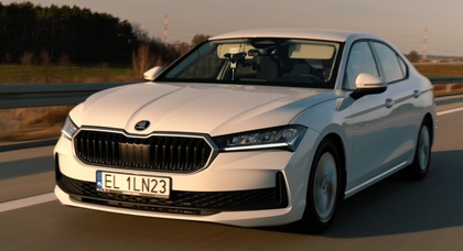 З Польщі до Парижа та назад: дизельний Skoda Superb проїхав 2831 км на одному баку