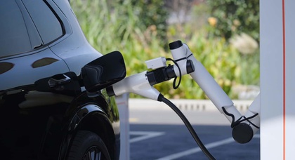 Нова система заряджання Geely забезпечує потужність до 2,2 МВт