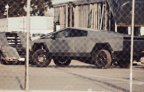 Tesla Cybertruck's maximum ride height revealed in latest spy images