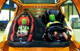 Кабмин изменил правила перевозки детей в автомобилях