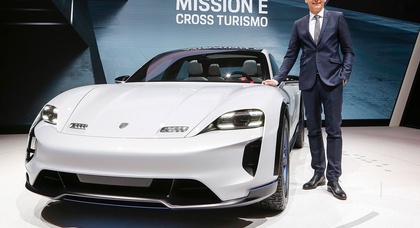 Женева 2018: концепт 600-сильного электромобиля Porsche Mission E Cross Turismo