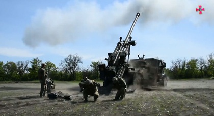 La France a envoyé six canons automoteurs César supplémentaires en Ukraine