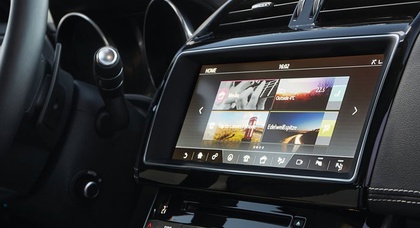 BlackBerry разработает для Jaguar Land Rover новую мультимедийную систему