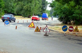 Жителям Донецка предложили скинуться на ремонт дорог