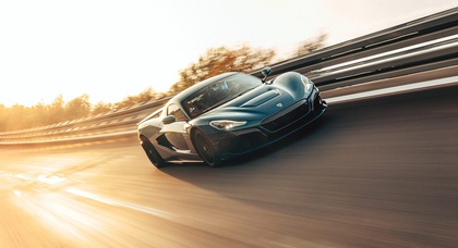 Rimac Nevera ist jetzt das schnellste Serien-EV der Welt, nachdem es eine Höchstgeschwindigkeit von 412 km/h erreicht hat