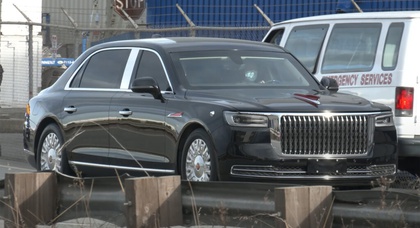 Chinese President Xi brought armored Hongqi N701 limousine to USA