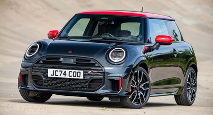 Новый Mini JCW окончательно отказался от "механики" в пользу двойного сцепления