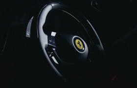 Ferrari dévoile un modèle mystère avant sa présentation le 16 mars