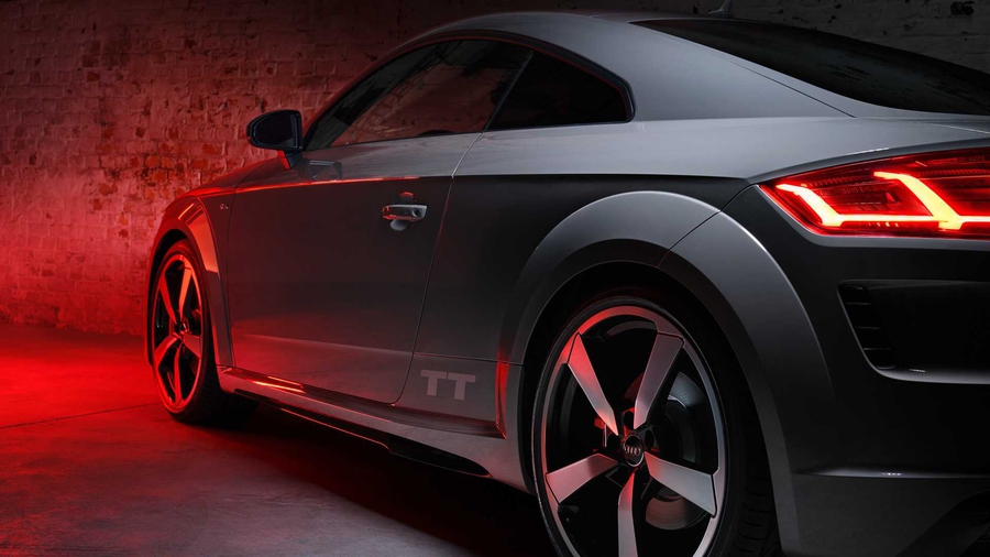 Audi TT Quantum Grey Edition