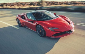 Новый Ferrari SF90 Stradale снимется в кино 
