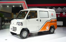Mitsubishi Minicab-MiEV, ein elektrisches Kei-Auto, das mit einer einzigen Ladung bis zu 150 km weit fahren kann