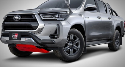 Обновленный Toyota Hilux получил заводской тюнинг-пакет 