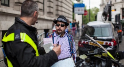 Лондонская полиция взорвала неправильно припаркованный Ford Mondeo