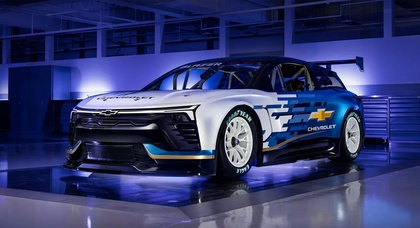 The Chevrolet Blazer EV.R NASCAR prototype has three 1,300 hp engines and a 78 kWh battery pack